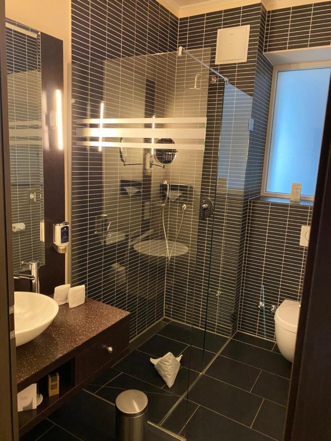 Top Hotel Kraemer โคเบลนซ์ ภายนอก รูปภาพ