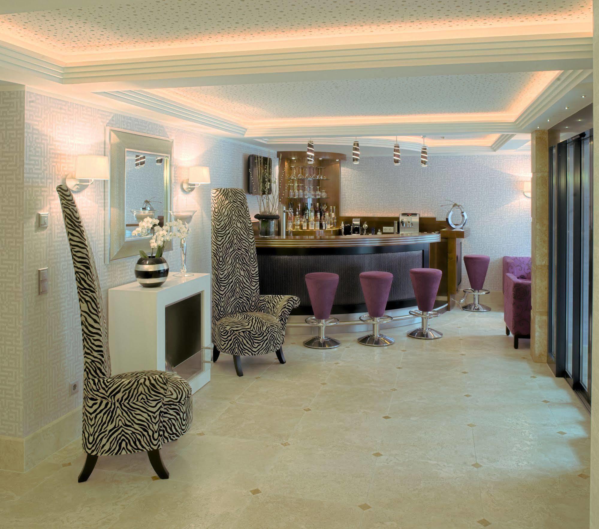 Top Hotel Kraemer โคเบลนซ์ ภายนอก รูปภาพ