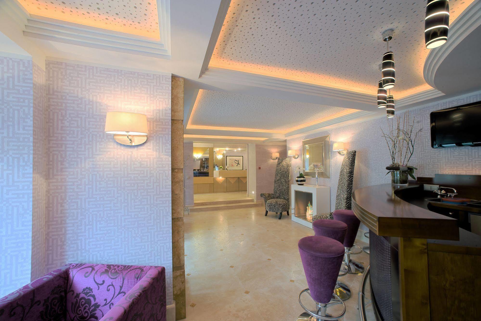 Top Hotel Kraemer โคเบลนซ์ ภายนอก รูปภาพ