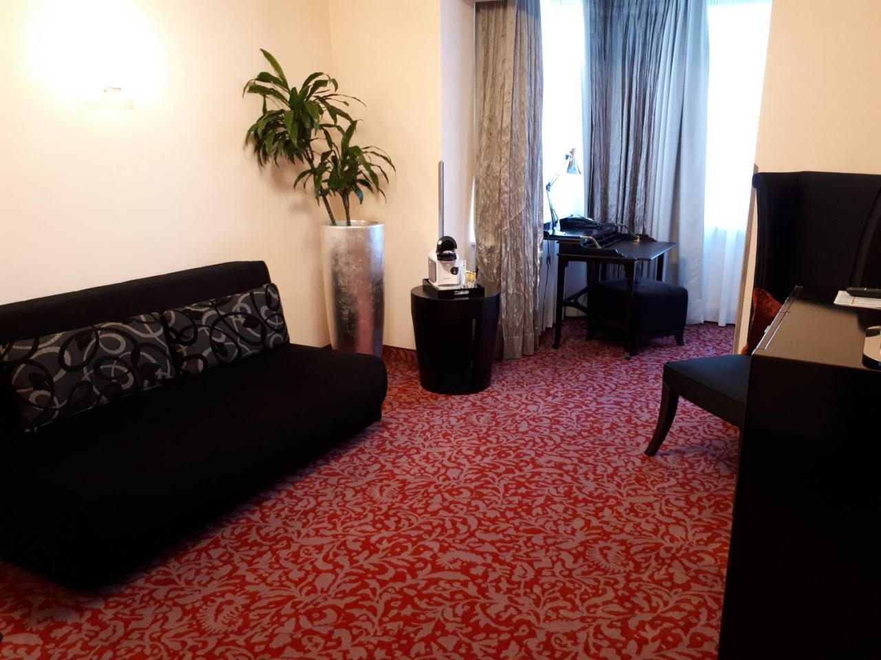 Top Hotel Kraemer โคเบลนซ์ ภายนอก รูปภาพ