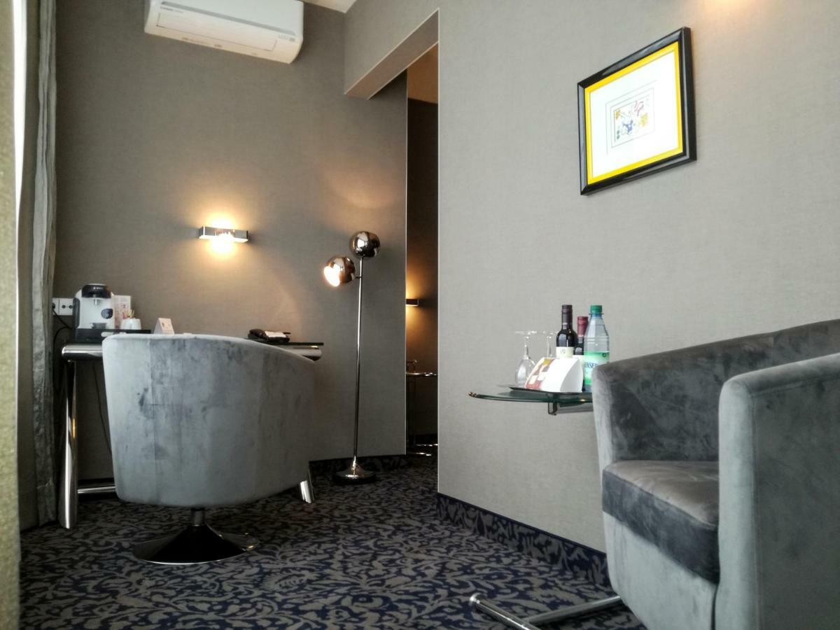 Top Hotel Kraemer โคเบลนซ์ ภายนอก รูปภาพ