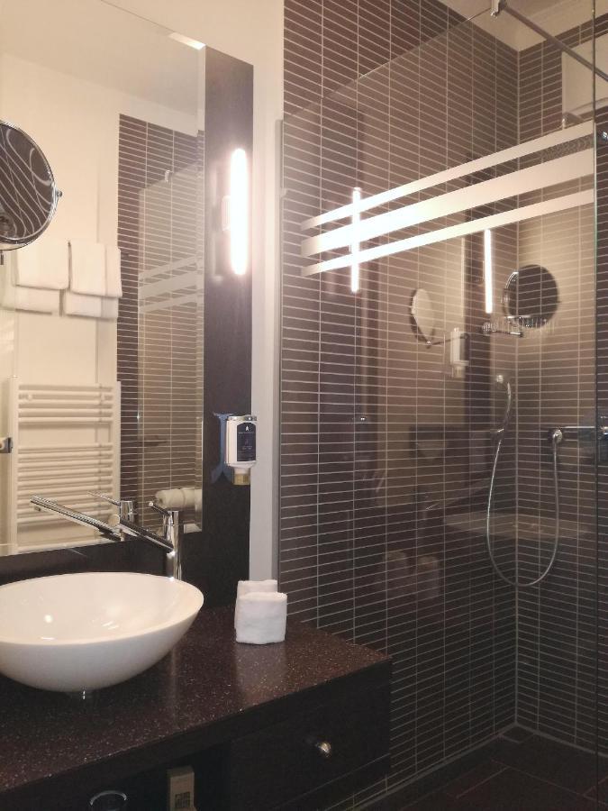 Top Hotel Kraemer โคเบลนซ์ ภายนอก รูปภาพ